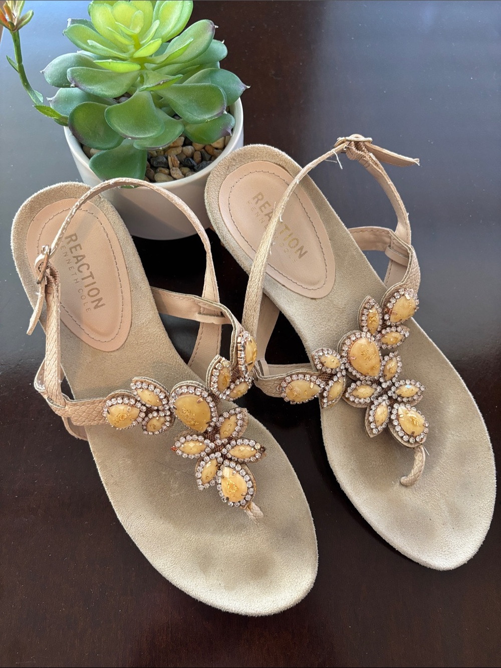Kenneth Cole Reaction Beige Sandal with Yellow Gem Floral Accent